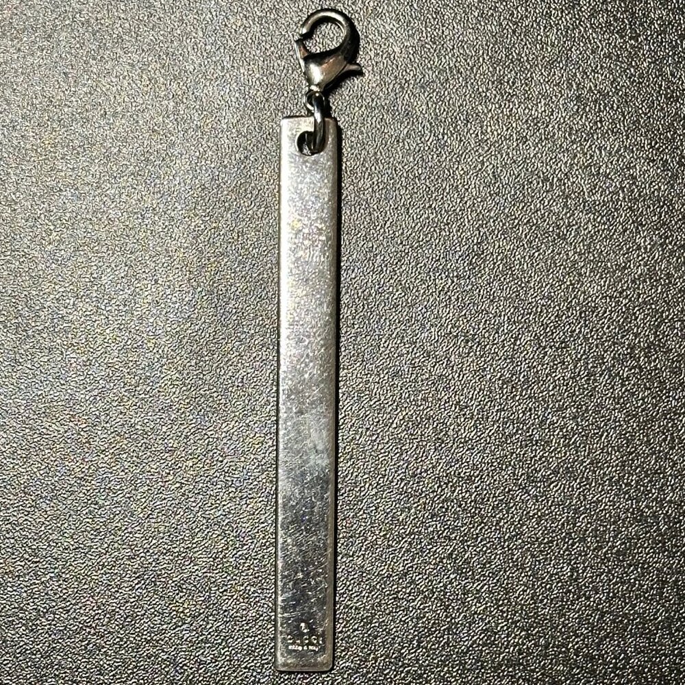 GUCCI bar charm /‎ necklace pendant / zipper pull with clasp